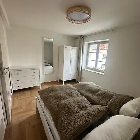 Altleubnitz 8 * דרזדן