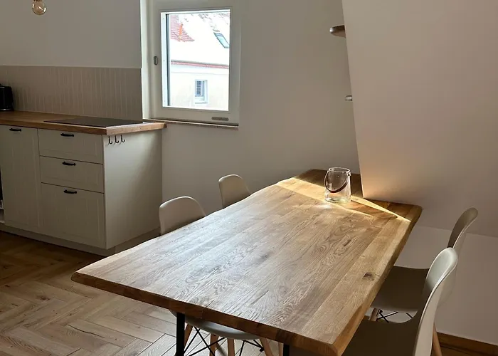 Altleubnitz 8 * דרזדן